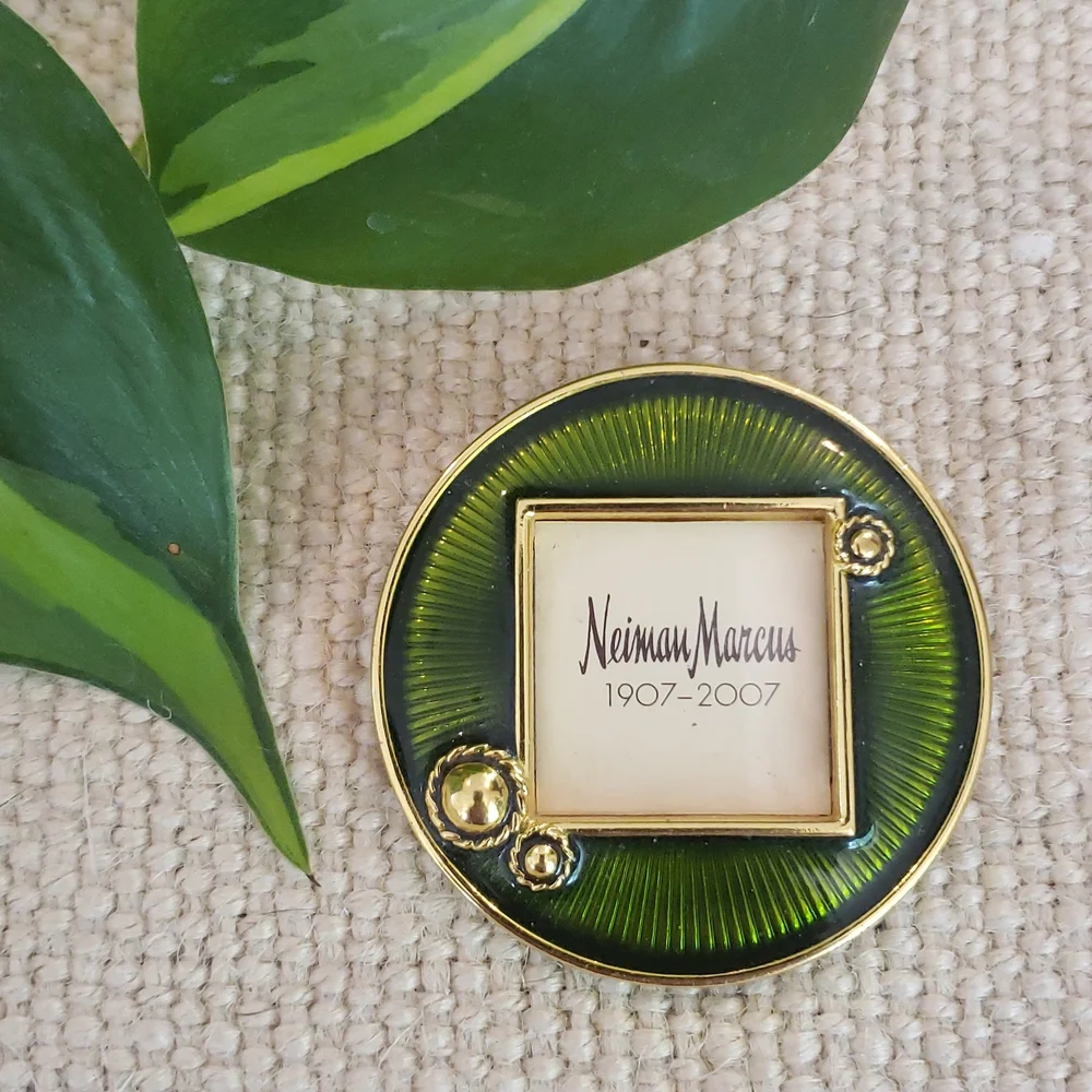 JAY STRONGWATER x NEIMAN MARCUS Collab Collectors Mini Frame Green Gold - Picture 4 of 10